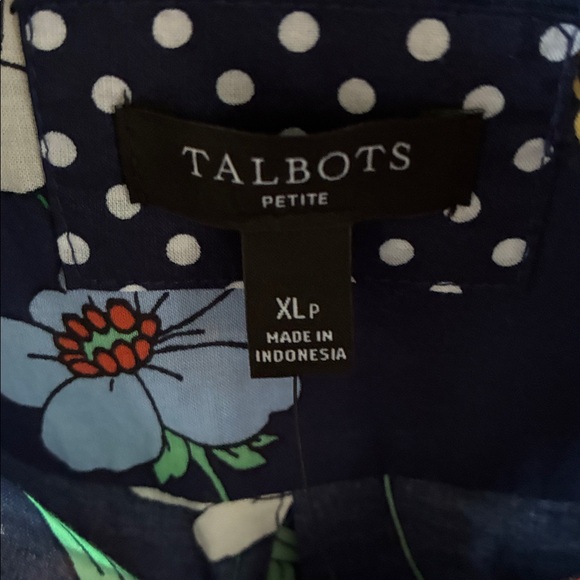 Talbots sz XLP Floral Navy Women's Top button down light weight nwt - Picture 3 of 5